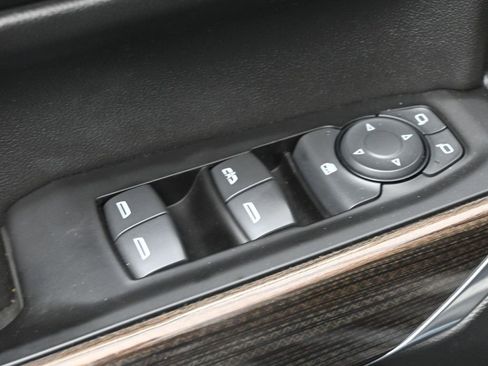 Used 2019 Chevrolet Silverado 1500 RST w/ All-Star Edition image 13