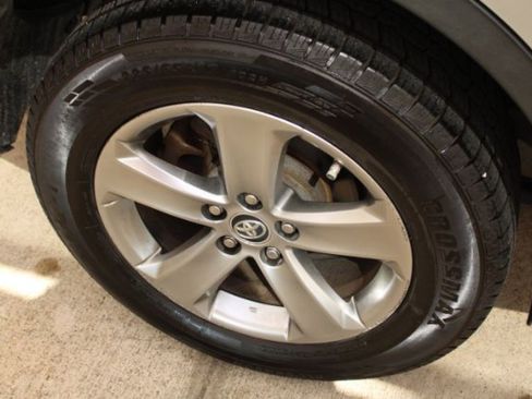 Used 2015 Toyota RAV4 XLE image 23