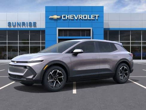 New 2026 Chevrolet Equinox EV LT image 3