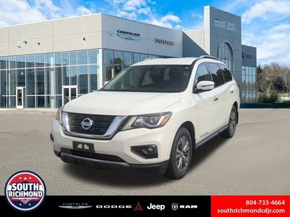 Used 2020 Nissan Pathfinder SV