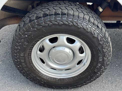 Used 2015 Ford F150 XL w/ Equipment Group 101A Mid AWD/4WD image 55