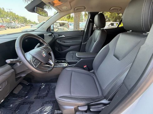 Used 2025 Buick Encore GX Preferred image 20