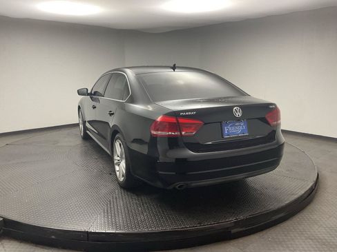 Used 2014 Volkswagen Passat TDI SE FWD image 5