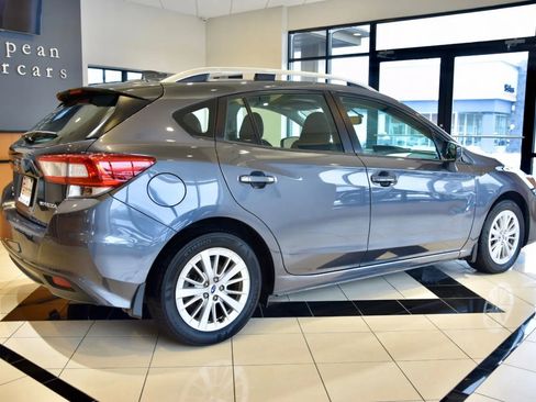 Used 2018 Subaru Impreza 2.0i Premium image 6
