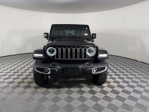 Used 2025 Jeep Wrangler Unlimited Sahara w/ Safety Group AWD/4WD image 10