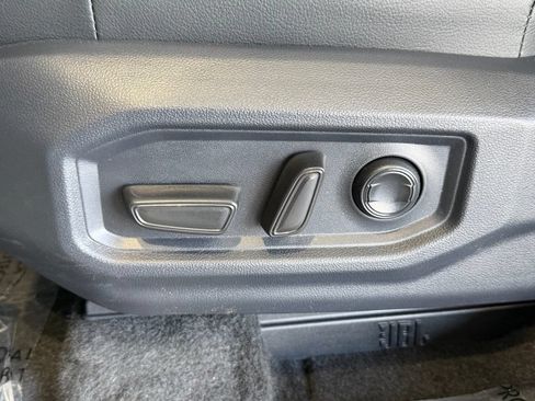 New 2026 Toyota Tundra Limited AWD/4WD image 18