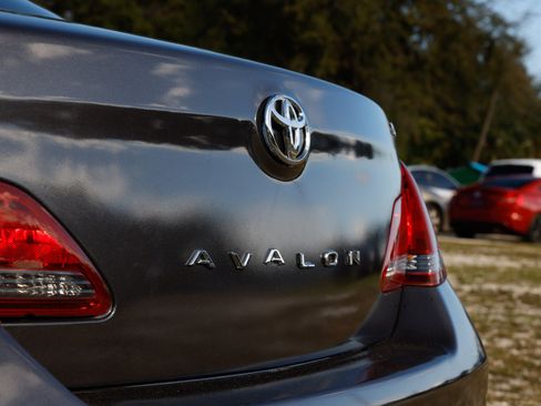 Used 2008 Toyota Avalon Limited image 24