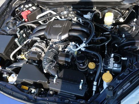 Used 2024 Toyota GR86 Premium image 37