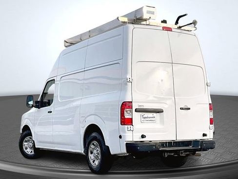 Used 2021 Nissan NV 3500 SV RWD image 4