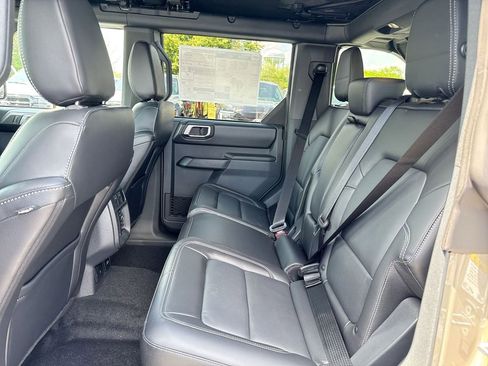 New 2026 Ford Bronco Outer Banks AWD/4WD image 24