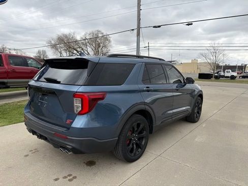 Used 2020 Ford Explorer ST w/ ST Street Pack image 7