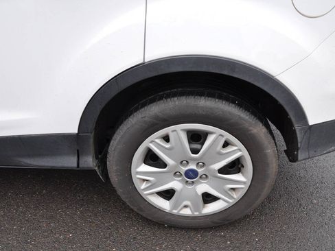 Used 2016 Ford Escape S FWD image 31