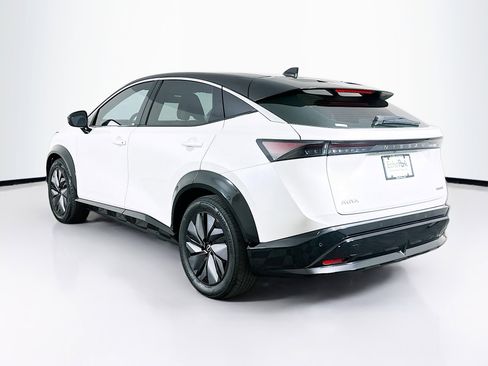 Used 2023 Nissan Ariya FWD image 5