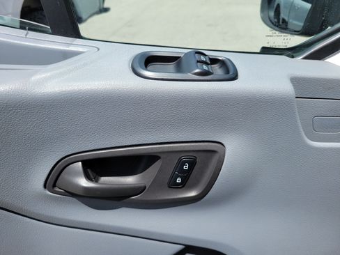 Used 2016 Ford Transit 350 XL RWD image 23
