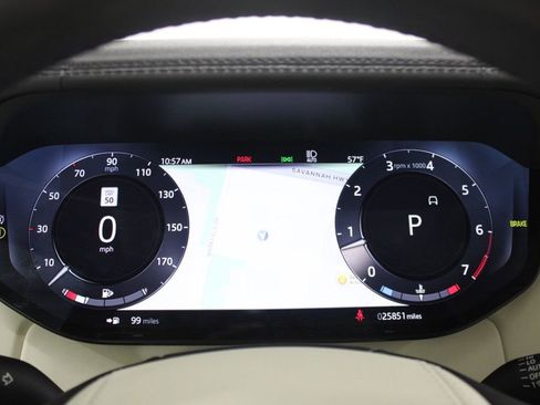 Used 2023 Land Rover Range Rover SE image 20