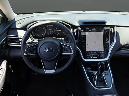 Certified 2023 Subaru Outback Touring AWD/4WD image 17