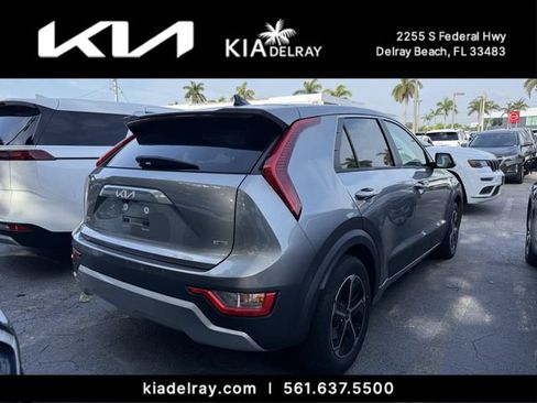 Certified 2023 Kia Niro LX FWD image 7