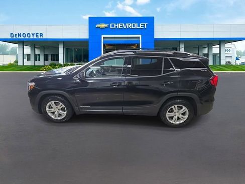 Used 2019 GMC Terrain SLE w/ Driver Convenience Package image 7