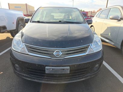 Used 2011 Nissan Versa SL w/ Premium Pkg