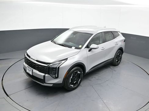 New 2026 Kia Sportage EX image 33