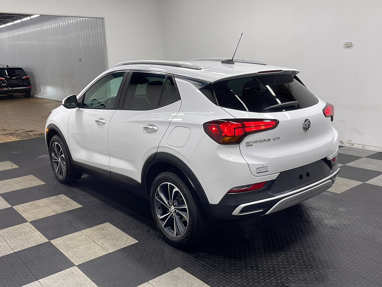 Used 2023 Buick Encore GX Select w/ Safety Package II AWD/4WD image 16
