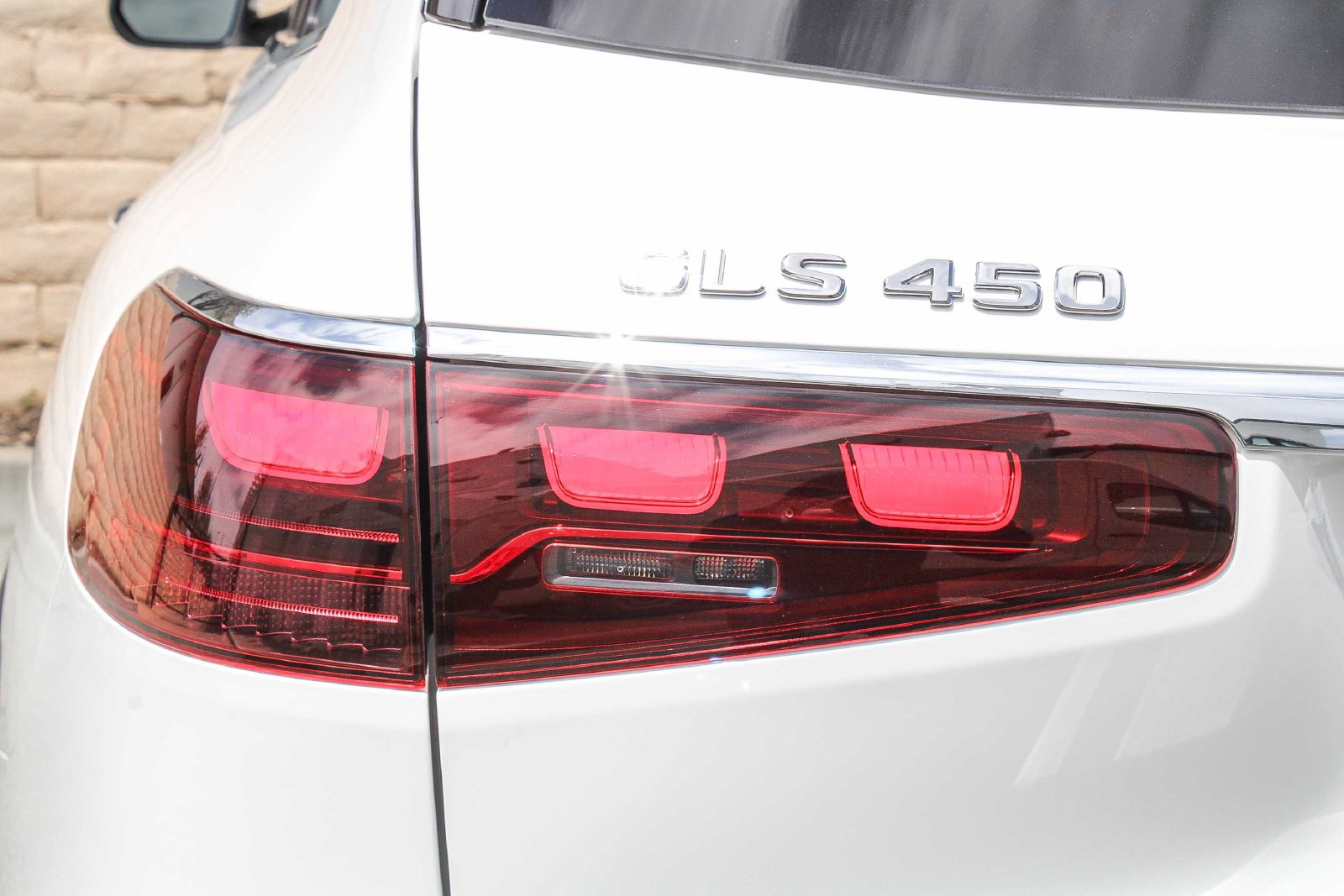 New 2026 Mercedes-Benz GLS 450 4MATIC image 9