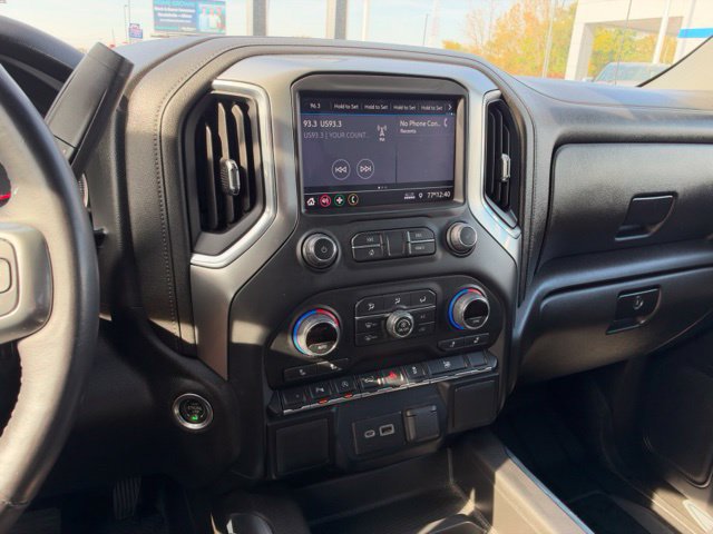 Used 2022 Chevrolet Silverado 1500 RST w/ Redline Edition AWD/4WD image 22