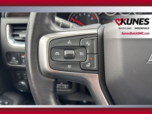 Used 2021 Chevrolet Tahoe Z71 w/ Z71 Signature Package image 18