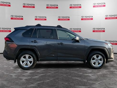 Certified 2021 Toyota RAV4 XLE w/ Convenience Package AWD/4WD image 4