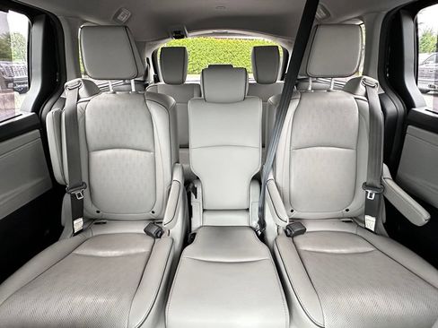 Used 2022 Honda Odyssey Elite image 31