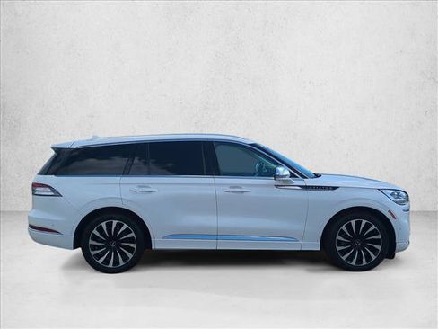 Used 2022 Lincoln Aviator Black Label Grand Touring w/ Class IV Trailer Tow Package AWD/4WD image 4