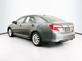 Used 2014 Toyota Camry XLE image 5