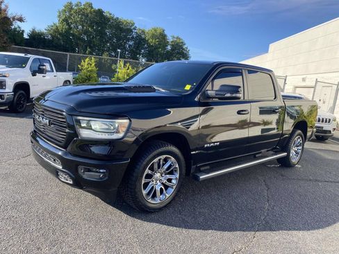 Used 2023 RAM 1500 Laramie AWD/4WD image 3