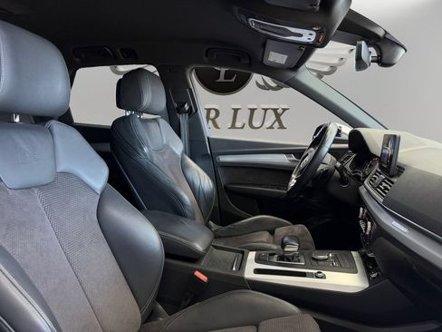 Used 2020 Audi SQ5 Premium w/ Convenience Package AWD/4WD image 15