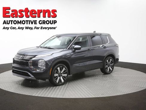 Used 2025 Mitsubishi Outlander SE AWD/4WD image 51