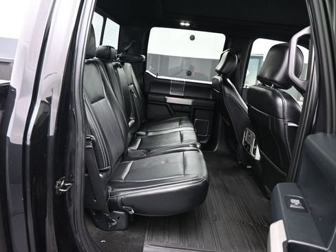 Used 2019 Ford F150 Lariat image 15