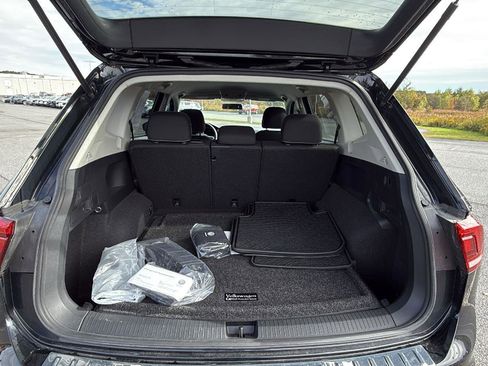 Used 2022 Volkswagen Tiguan S image 20