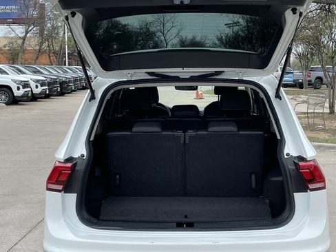 Used 2023 Volkswagen Tiguan SE image 26