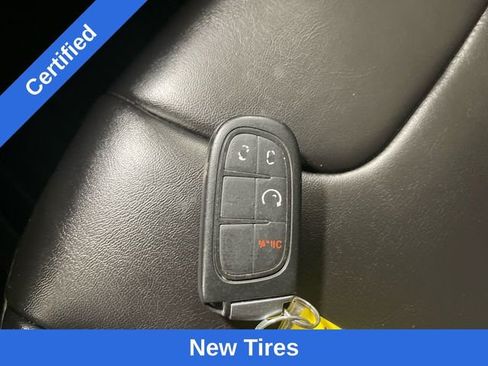 Used 2022 Jeep Cherokee Trailhawk image 20