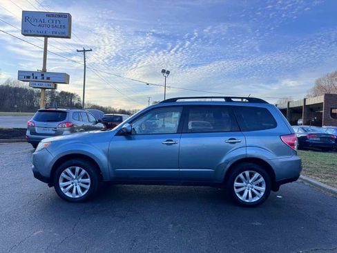 Used 2011 Subaru Forester 2.5X Premium image 8
