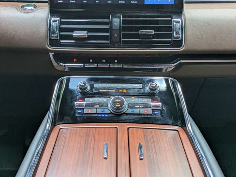 Used 2024 Lincoln Navigator Reserve AWD/4WD image 26
