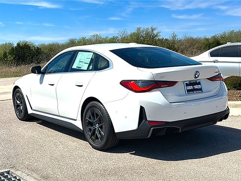New 2026 BMW i4 eDrive40 w/ Premium Package RWD image 6