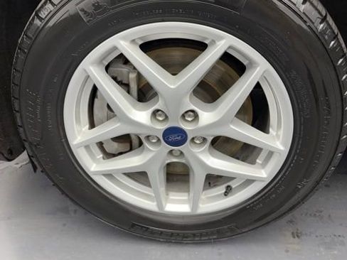 Used 2022 Ford Edge SEL w/ Convenience Package image 35