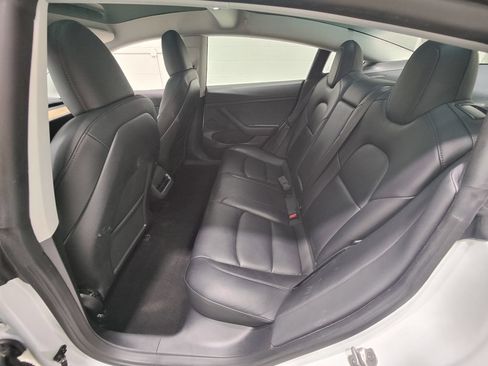 Used 2023 Tesla Model 3 Standard Range RWD image 42