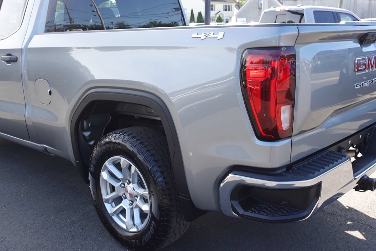 Used 2023 GMC Sierra 1500 Pro w/ Pro Value Package AWD/4WD image 9