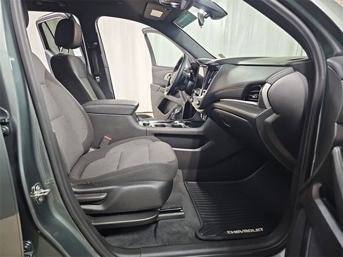 Certified 2023 Chevrolet Traverse LT image 13