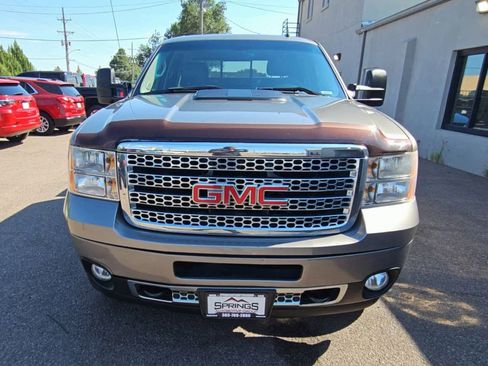 Used 2014 GMC Sierra 2500 Denali image 3