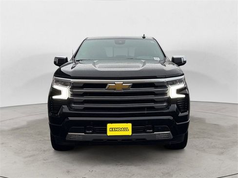 Used 2025 Chevrolet Silverado 1500 High Country image 8