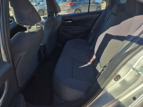 Used 2020 Toyota Corolla LE image 18