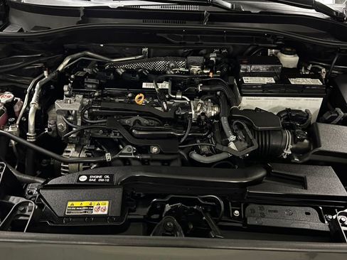 Certified 2022 Toyota Corolla Cross XLE image 46